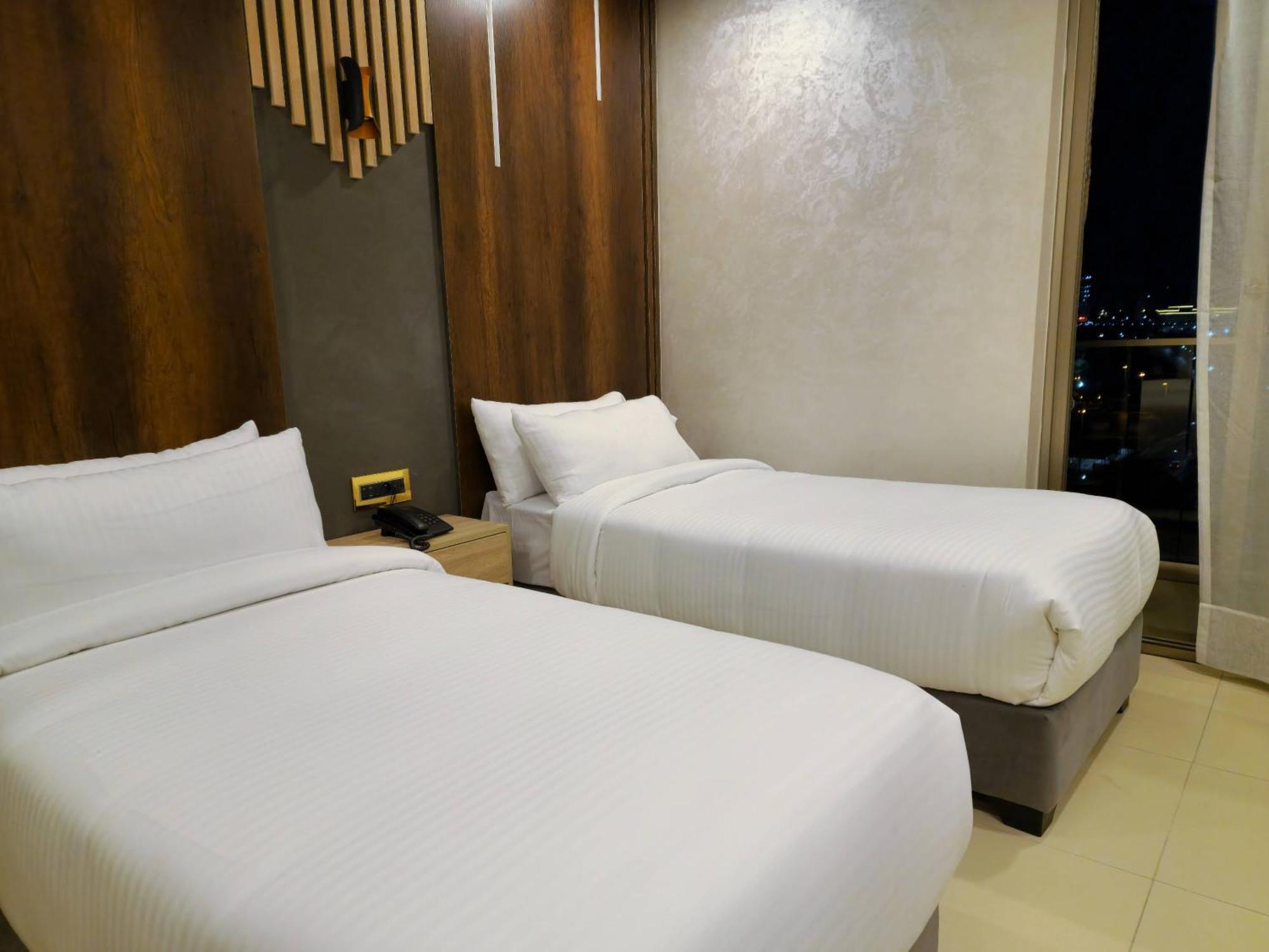 Melissa Hotel Оран Екстериор снимка