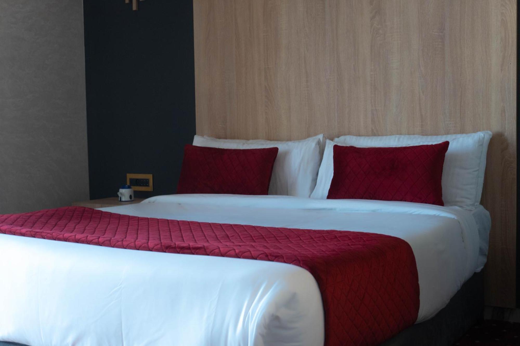 Melissa Hotel Оран Екстериор снимка
